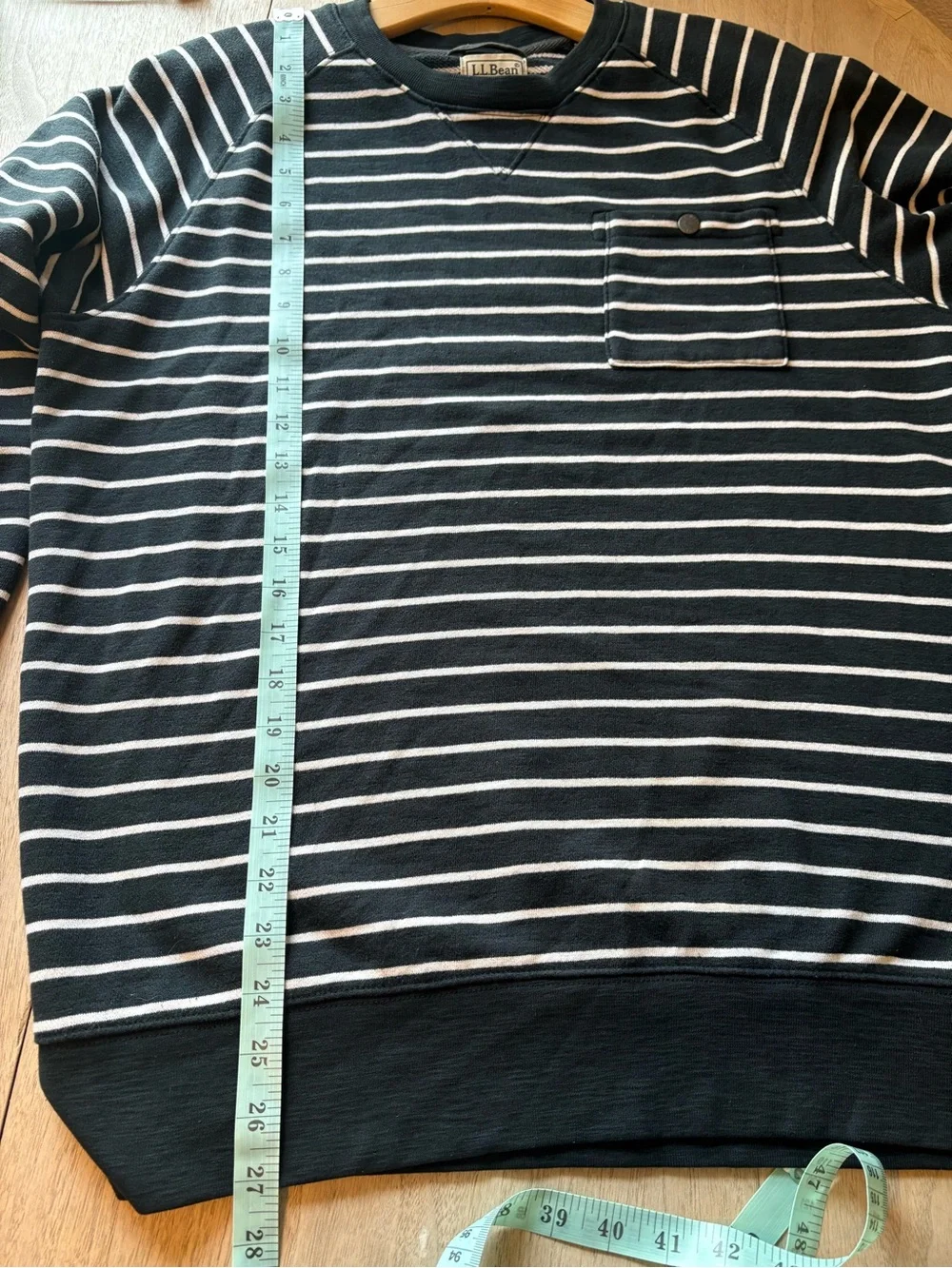 L.L. Bean Men’s Navy White Striped Crew Neck Sweater Preppy Cabincore